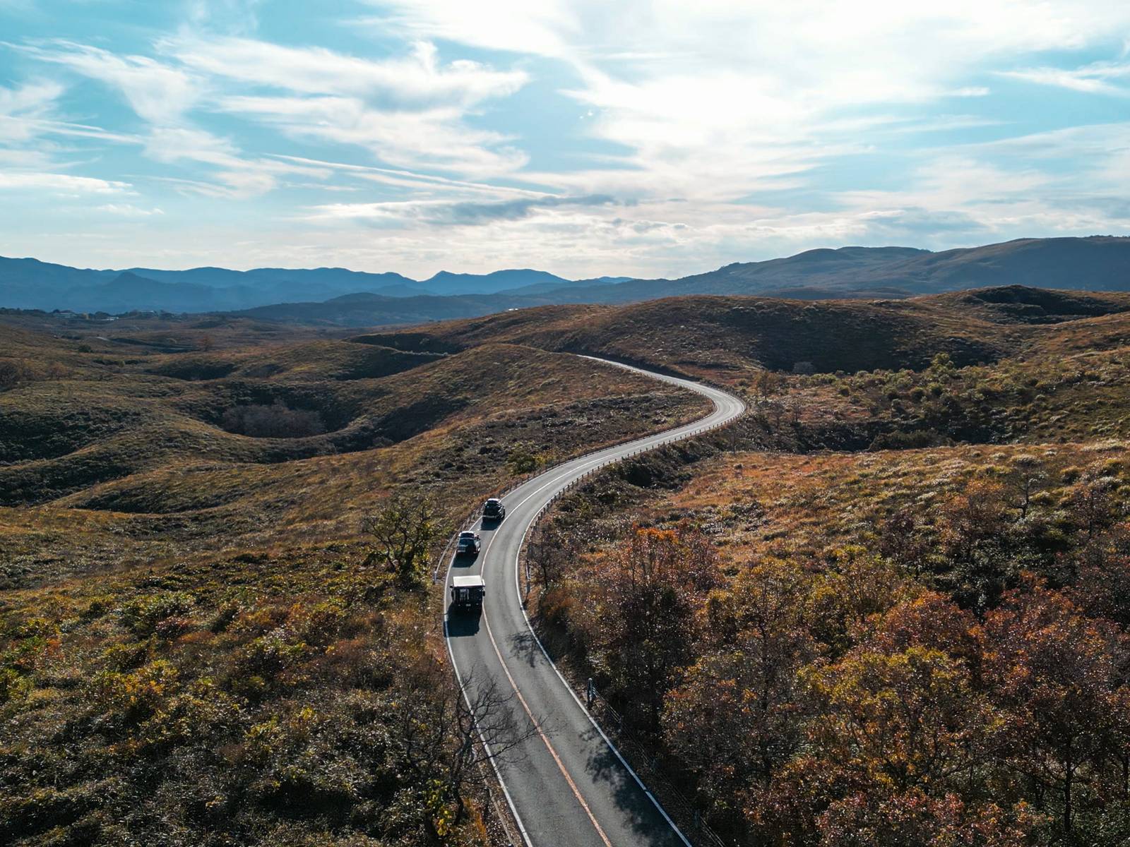 Winding overlanding route
